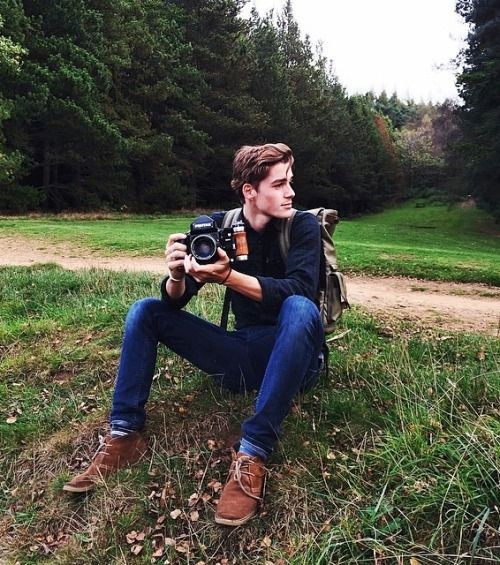 你们每天都盯着Blued，怎么会有男朋友呢？